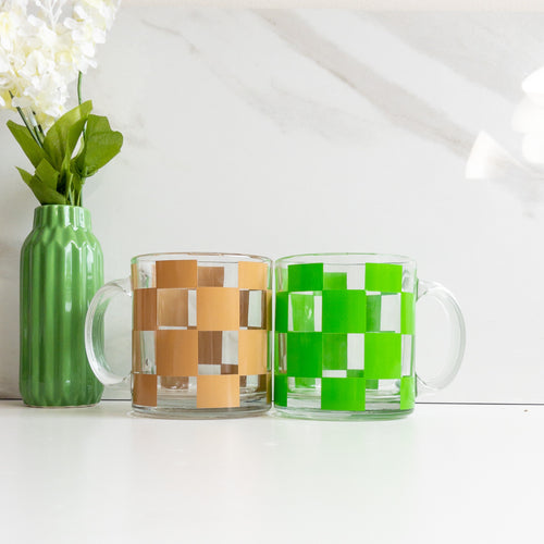 Checker design glass cups in tan and green